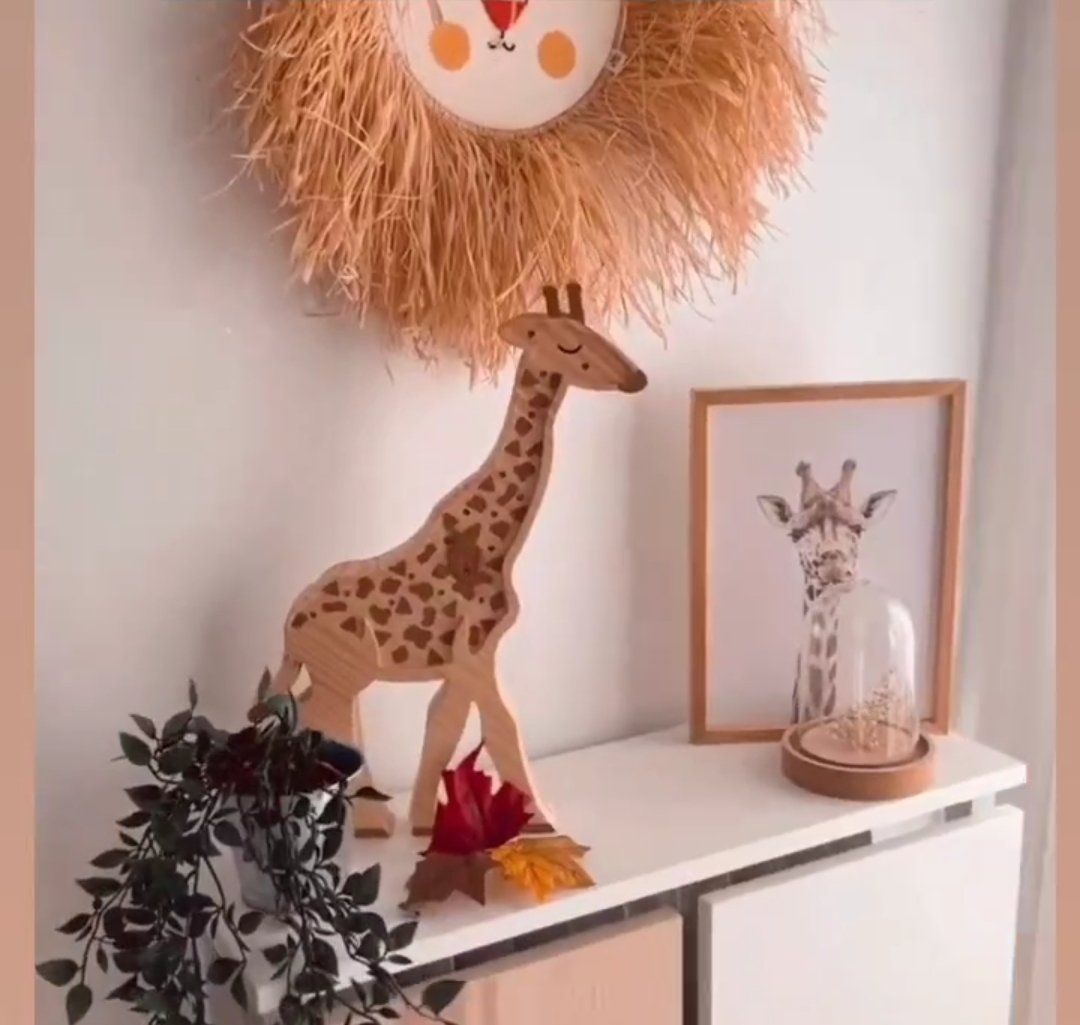 giraffe lamp